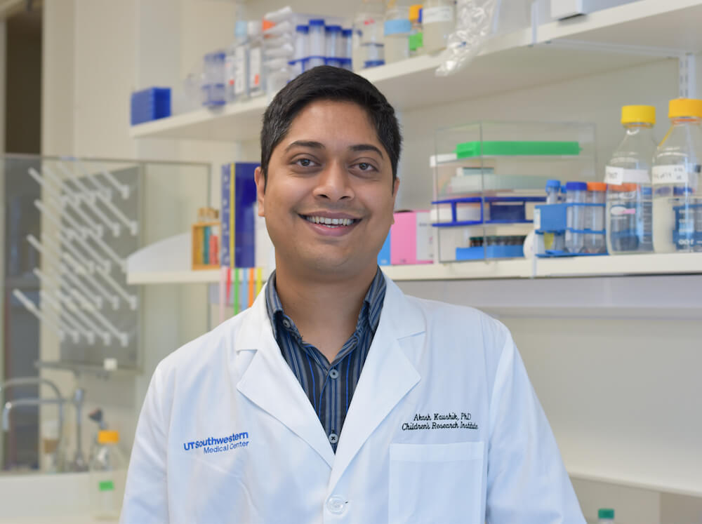 Dr. Akash Kaushik in the lab